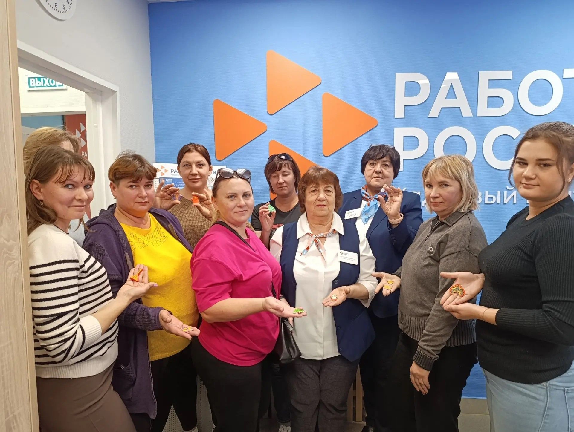 В Кадровом центре Краснокутского района состоялось заседание женского клуба «Женское дело» в рамках всероссийского проекта
