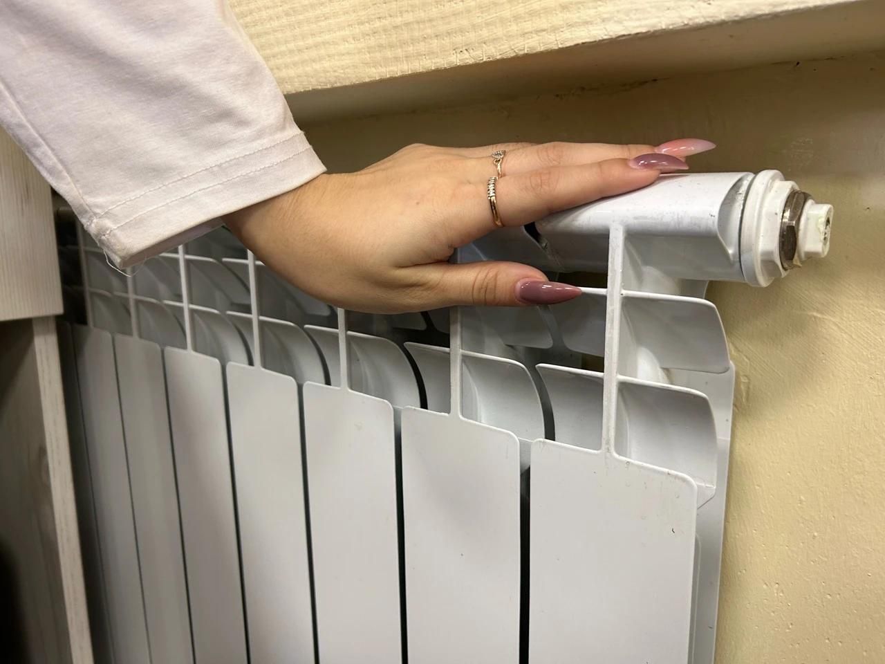 Круглосуточную горячую линию по вопросам отопления запустили в Саратовской области