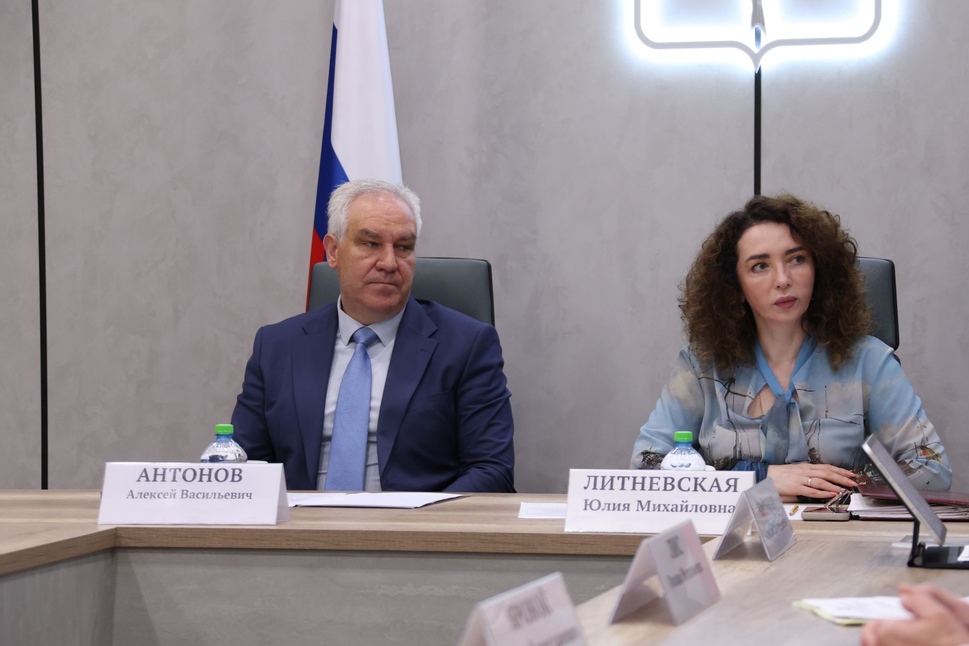 В Саратовской областной Думе проанализируют потребность районов в кадрах