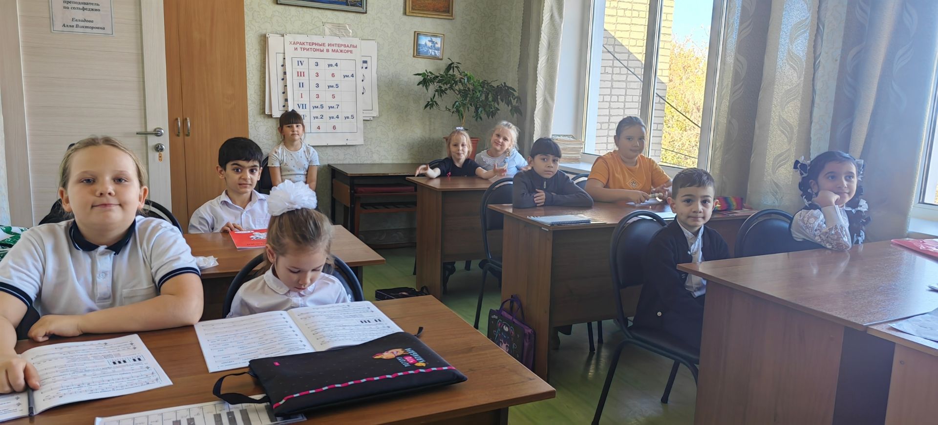 В Детской школе искусств прошел «Разговор о важном», посвящённый теме отцовства